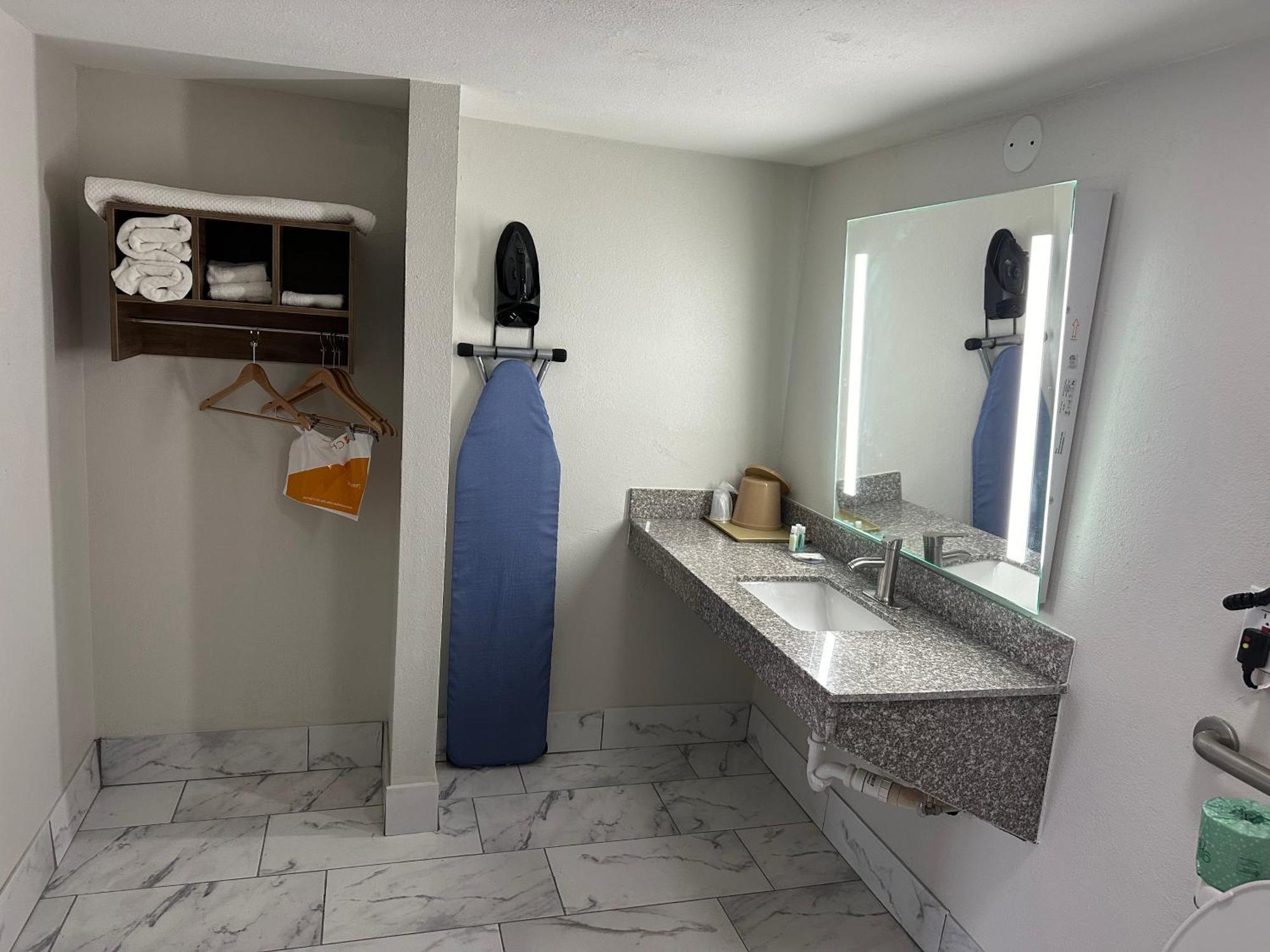 Quality Inn مونرو المظهر الخارجي الصورة