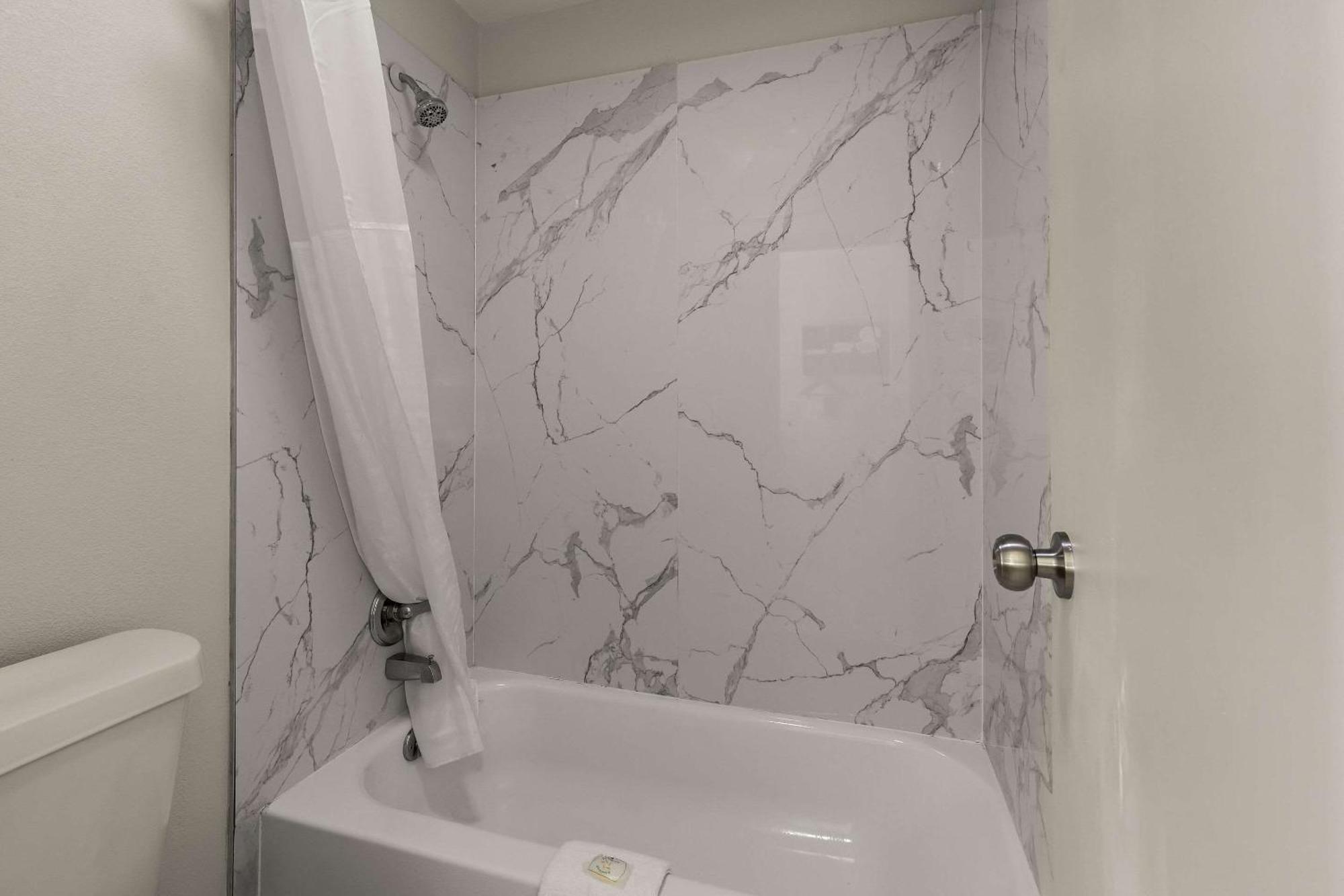 Quality Inn مونرو المظهر الخارجي الصورة