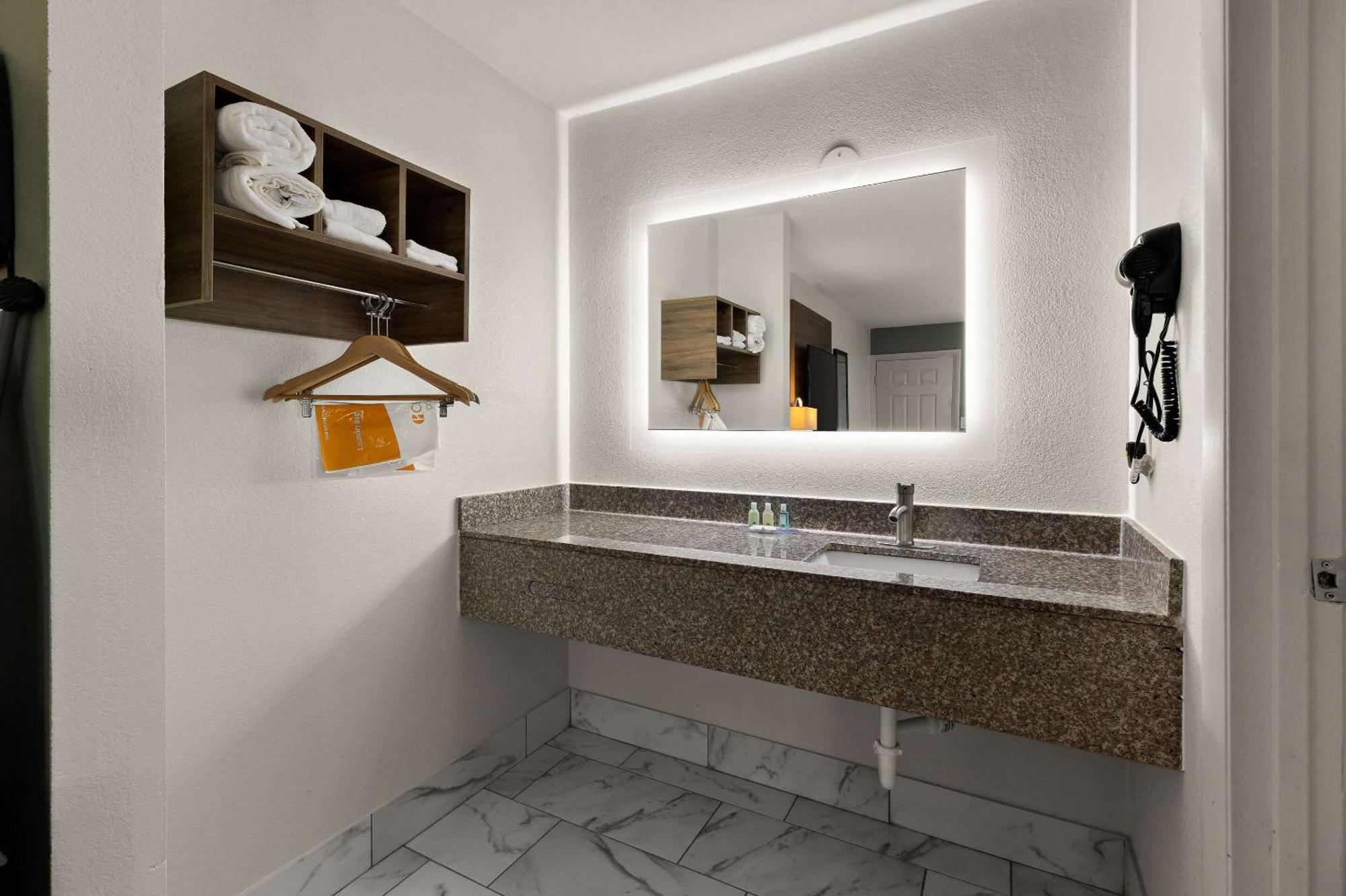 Quality Inn مونرو المظهر الخارجي الصورة